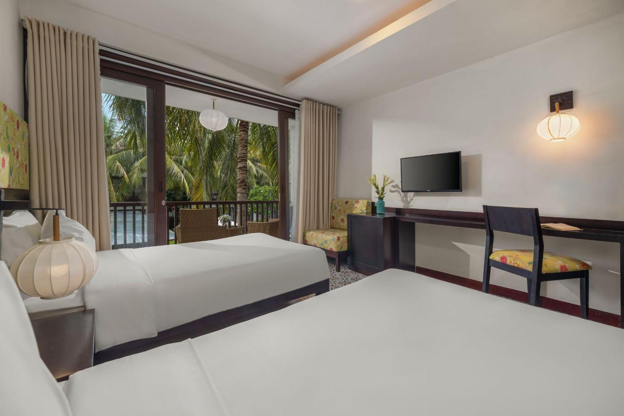 Emerald Riverside Курортный комплекс Хойан