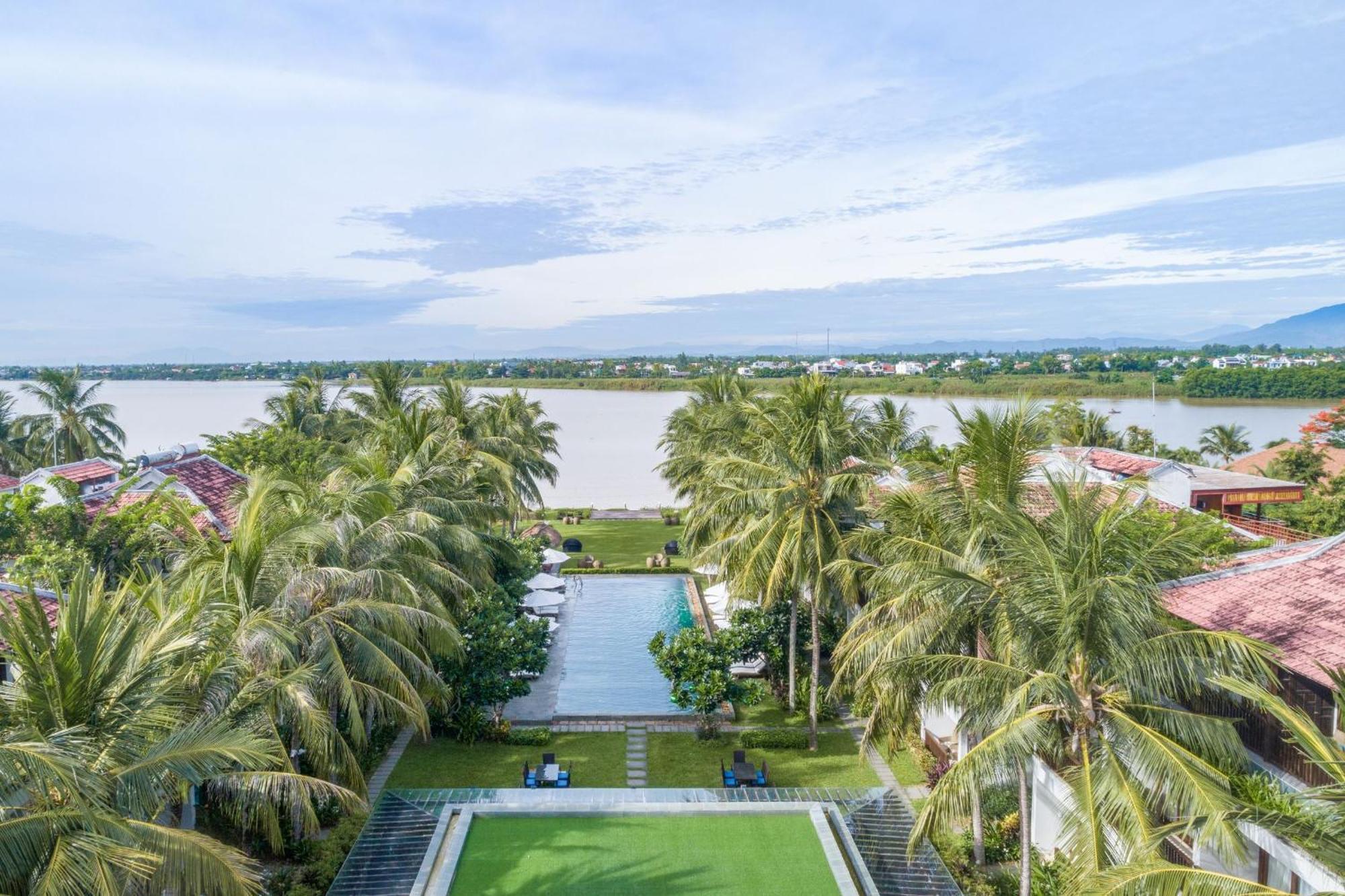 Emerald Riverside Курортный комплекс Хойан