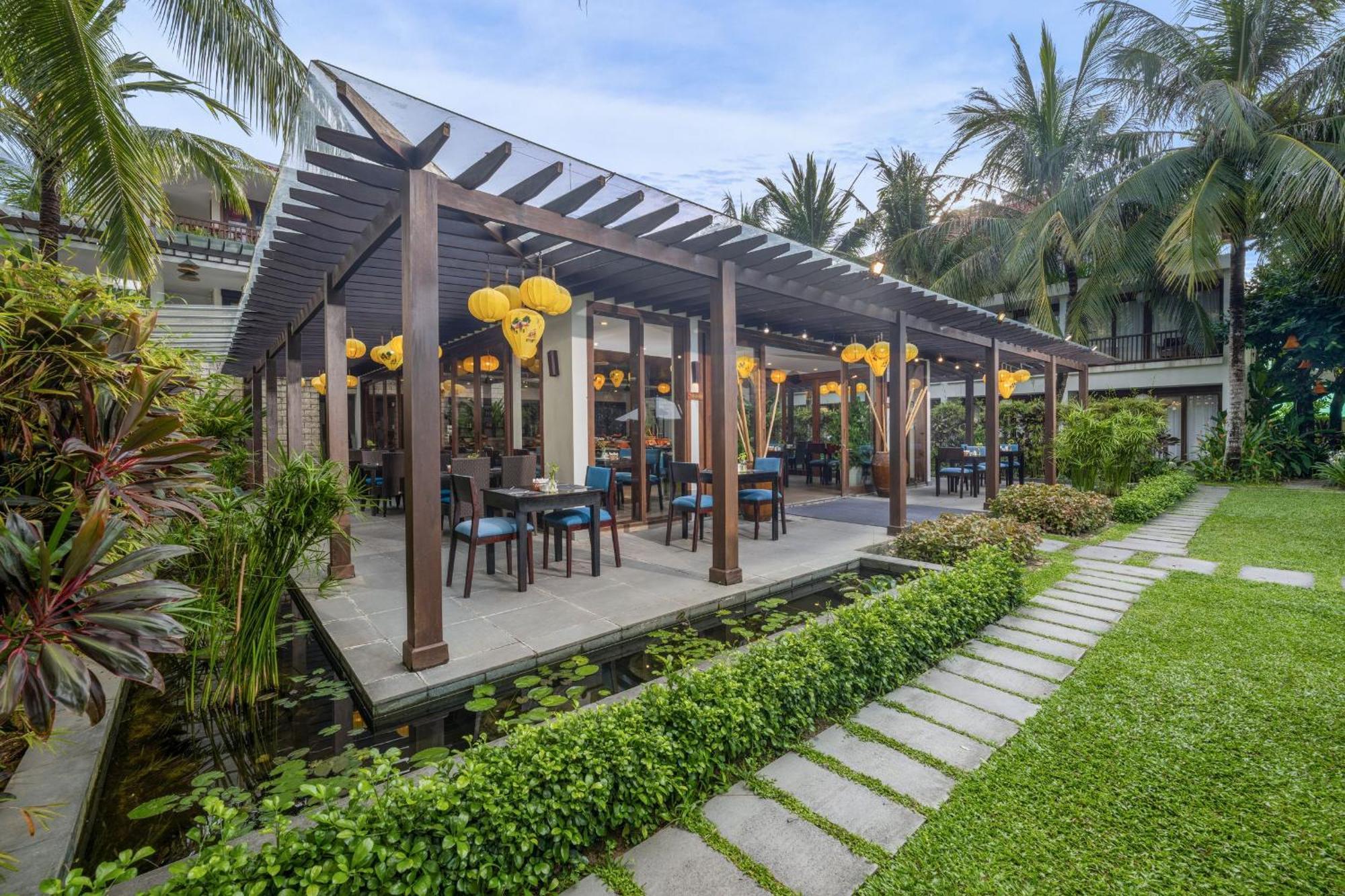 Emerald Riverside Курортный комплекс